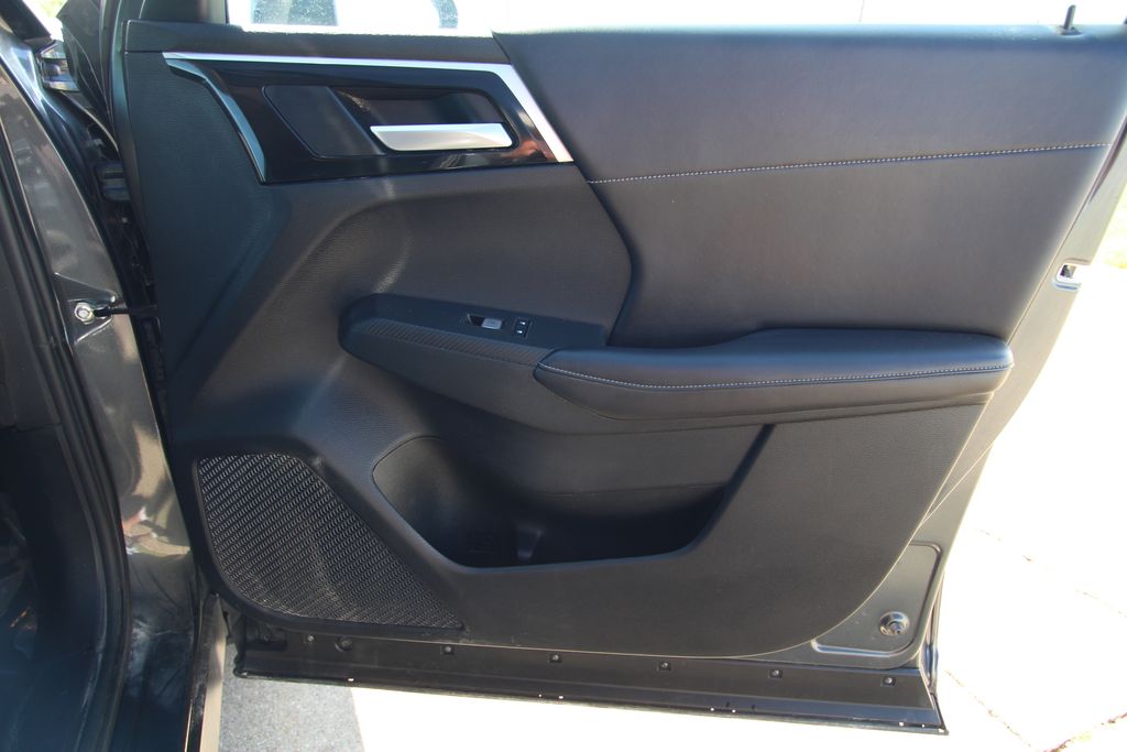 Used 2024 Mitsubishi Outlander SUV