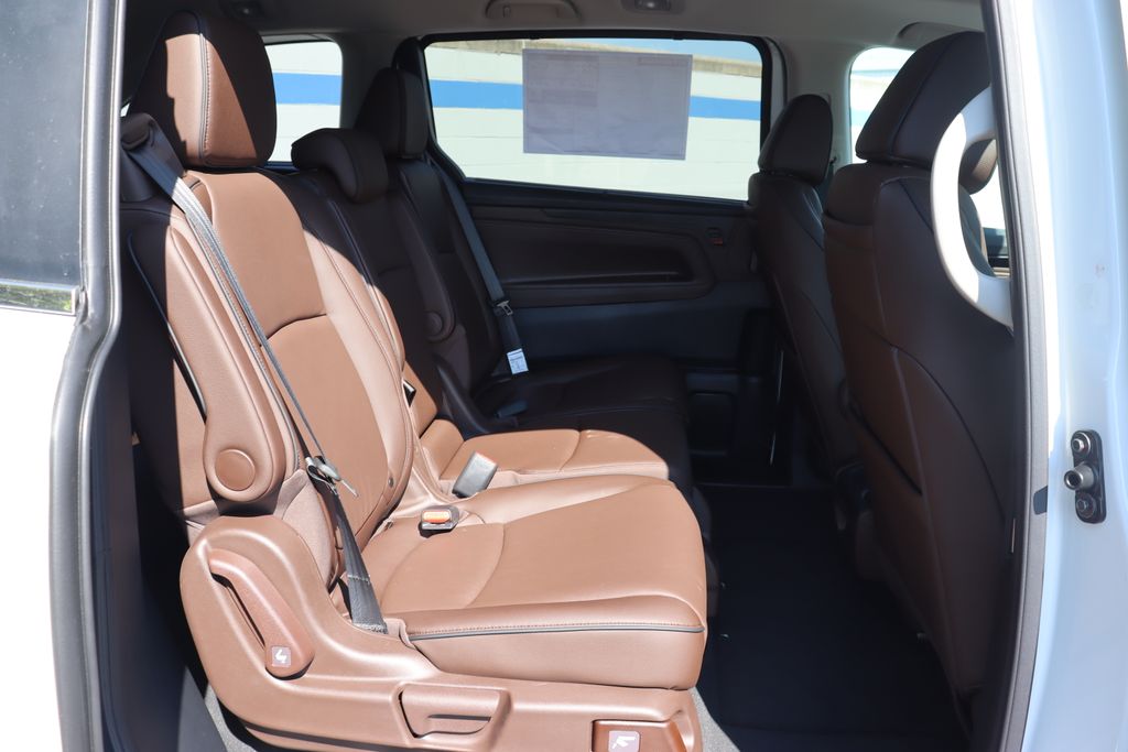 Thumbnail: 2025 Honda Odyssey - 14
