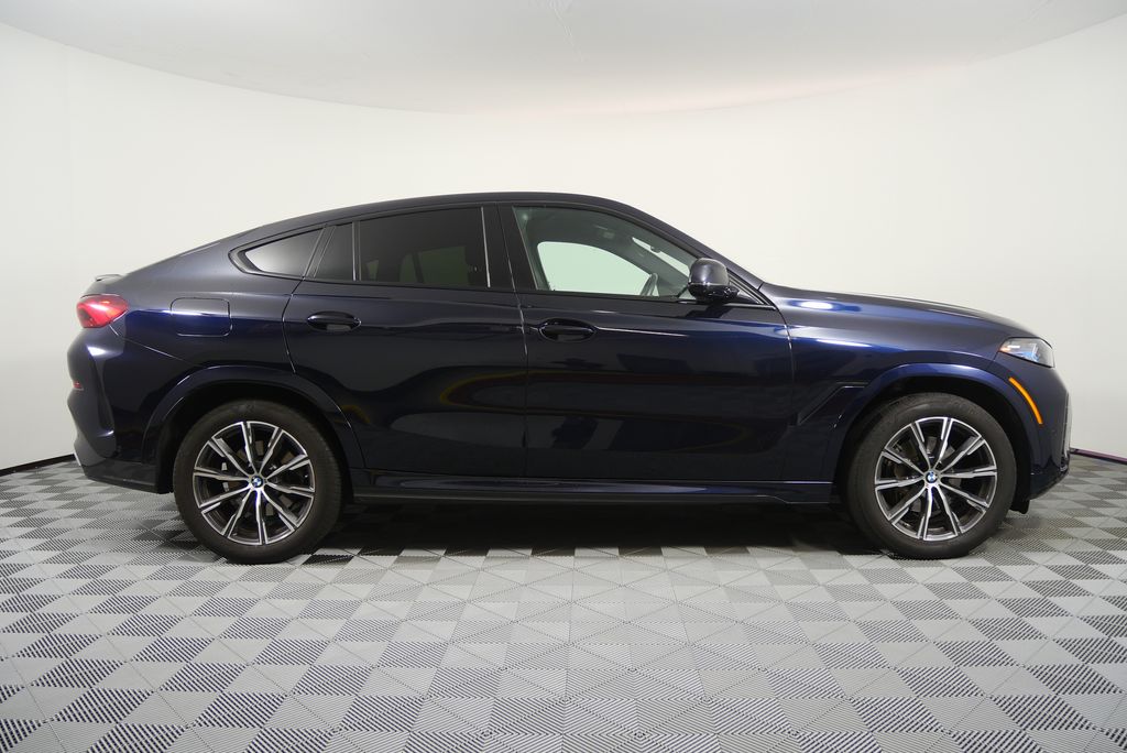 Thumbnail: 2025 BMW X6 - 2