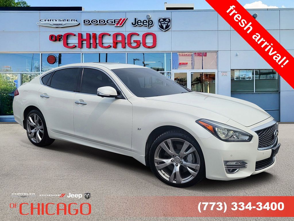 Majestic 2016 INFINITI Q70 3.7 AWD Sedan All-Wheel Drive 7-Speed Automatic
