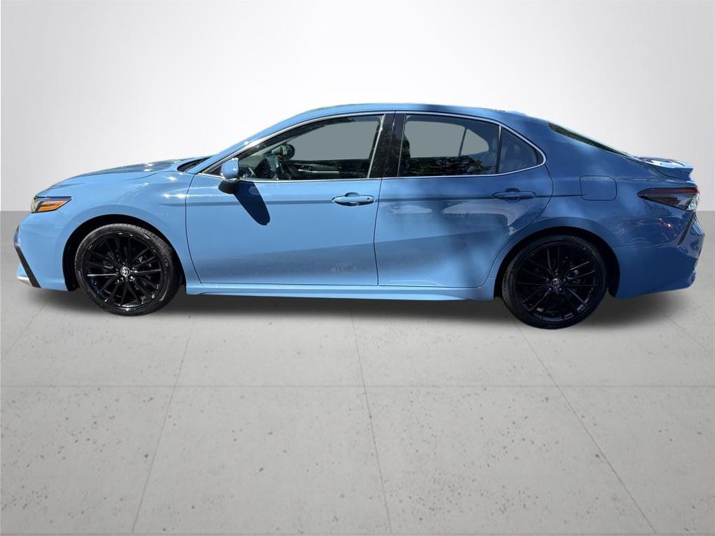 2023 Toyota Camry Hybrid XSE