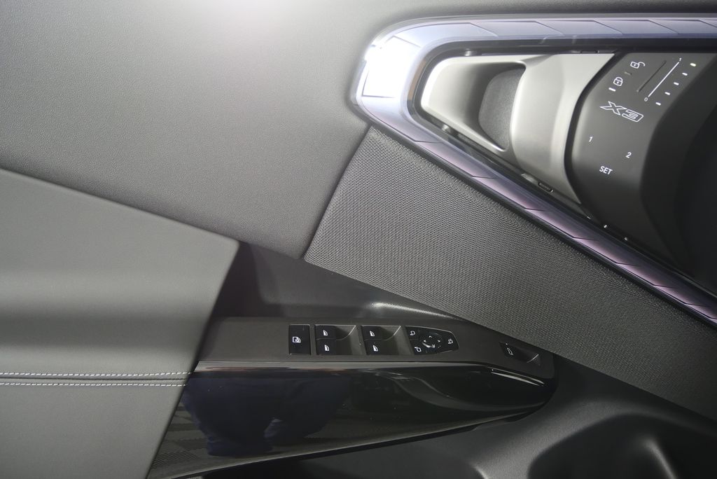 Thumbnail: 2026 BMW X3 - 8