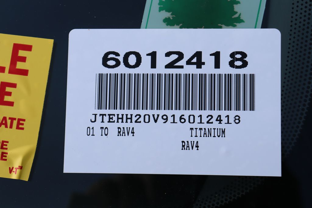 2001 Toyota RAV4 Base 7