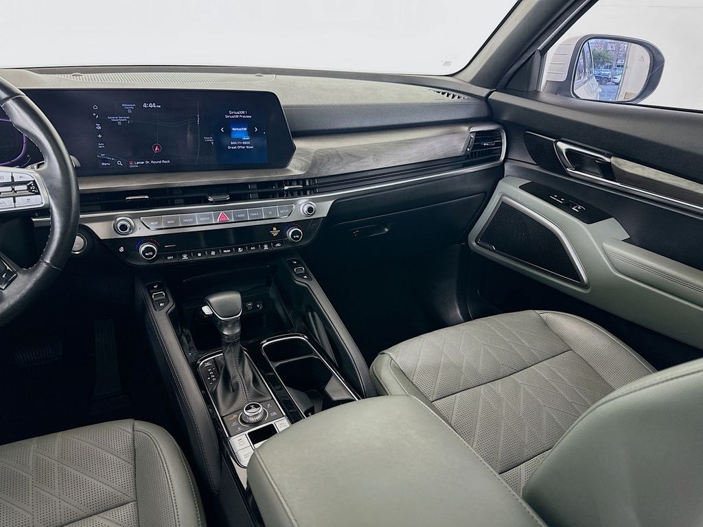 Thumbnail: 2023 Kia Telluride - 24