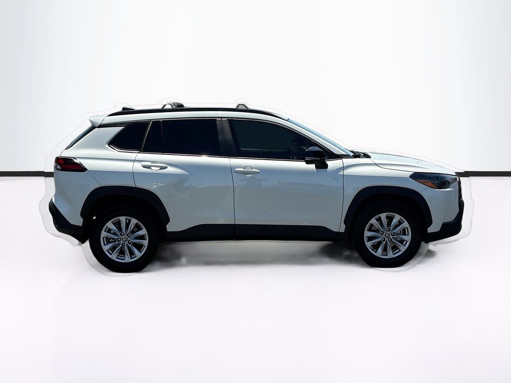 Thumbnail: 2026 Toyota Corolla Cross - 4