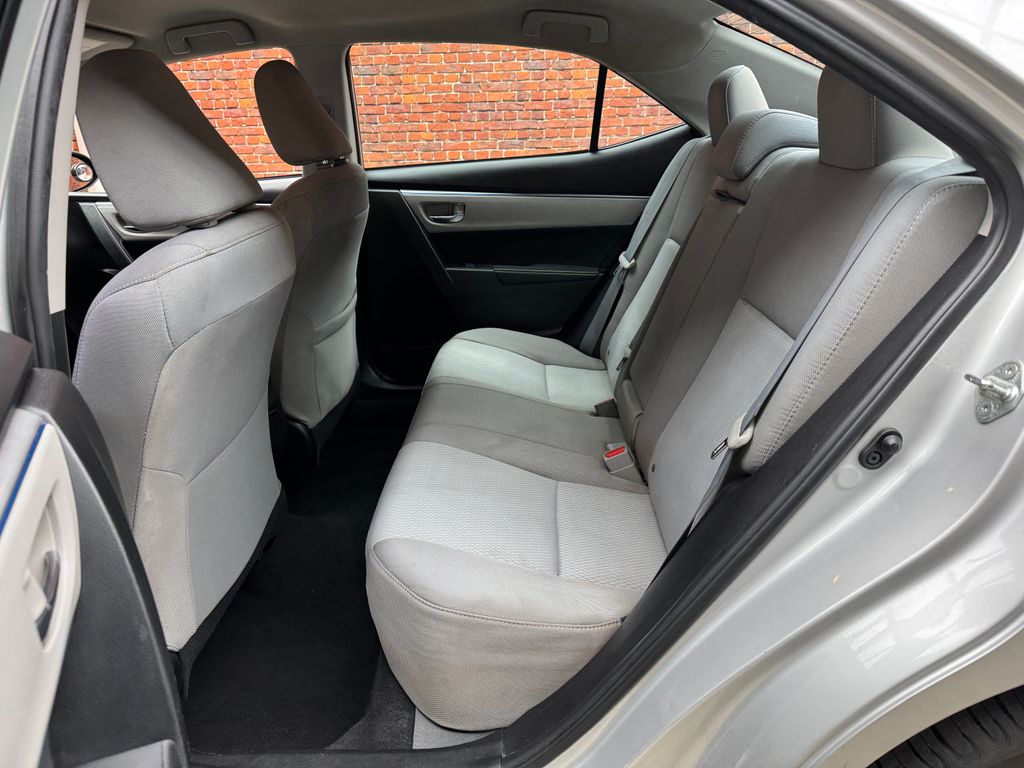 Used 2016 Silver Toyota LE image 23