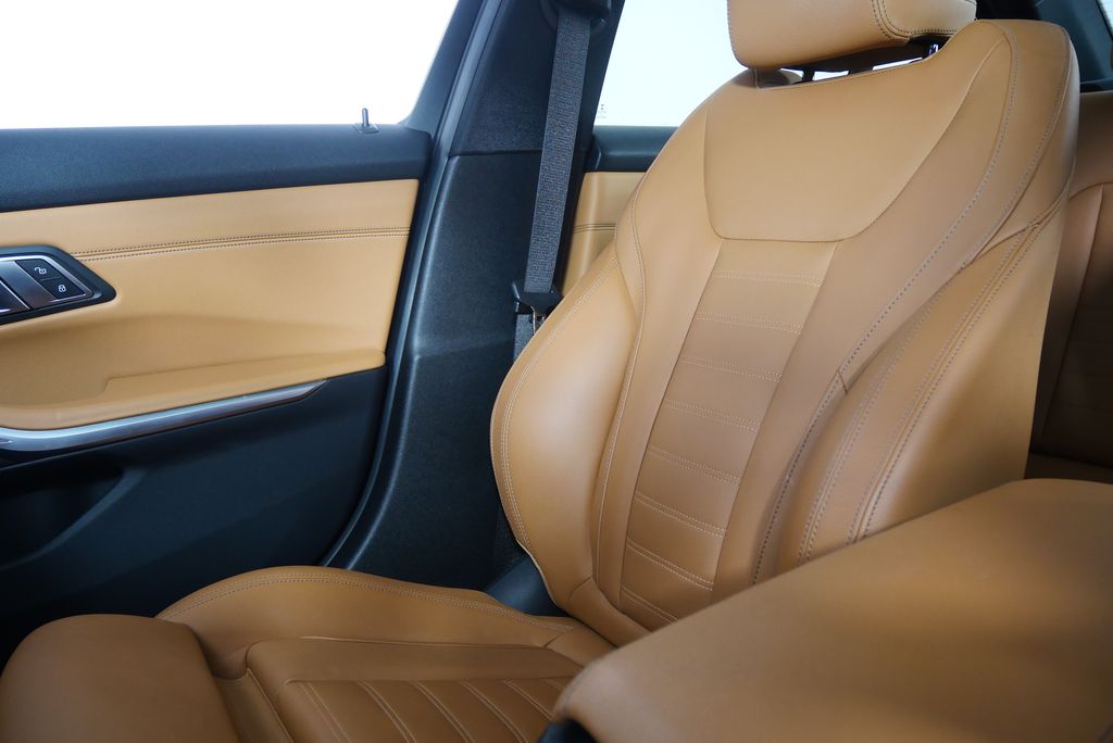 Thumbnail: 2019 BMW 3 Series - 29
