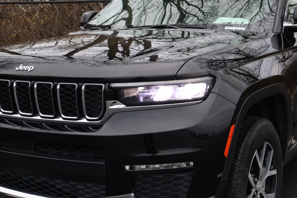 Thumbnail: 2024 Jeep Grand Cherokee L - 3