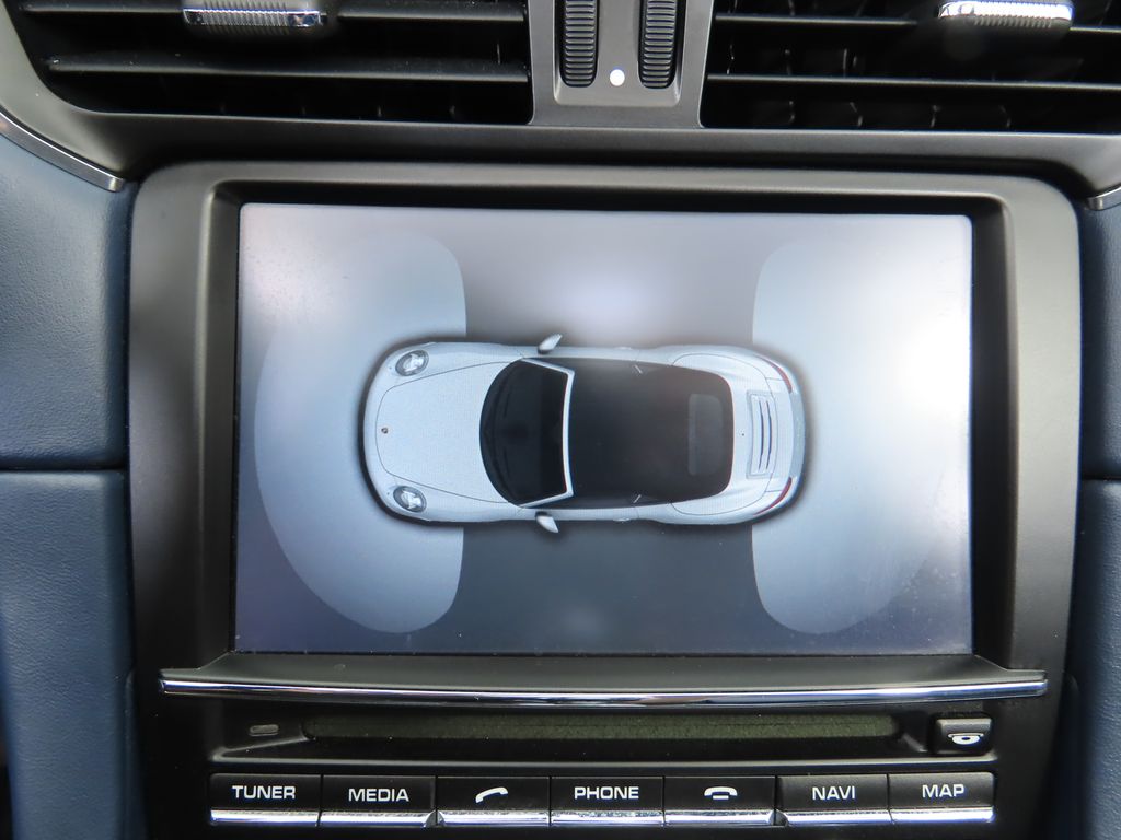 Thumbnail: 2013 Porsche 911 - 29