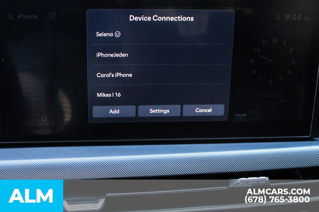 Used 2025 White Hyundai SEL image 34