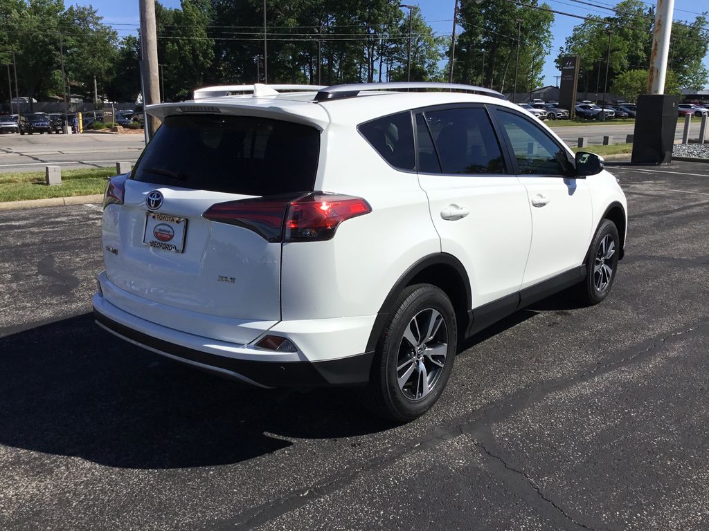 Thumbnail: 2018 Toyota RAV4 - 5