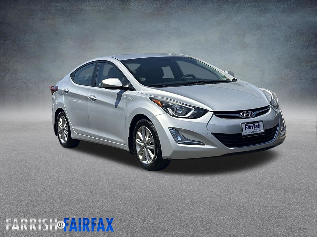 Shimmering Air Silver 2014 Hyundai Elantra SE FWD Sedan Front-Wheel Drive 6-Speed Automatic Overdrive