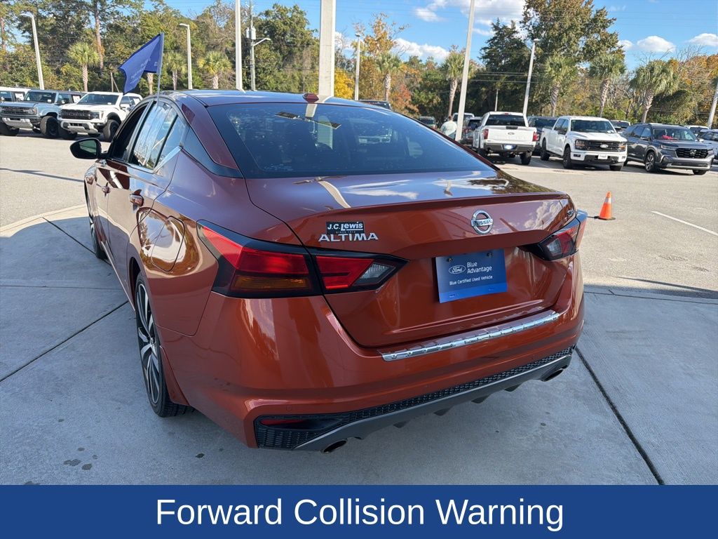 2022 Nissan Altima SR FWD