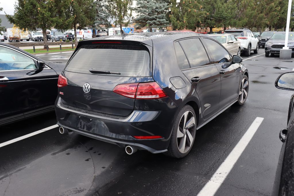 2019 Volkswagen Golf GTI S 4