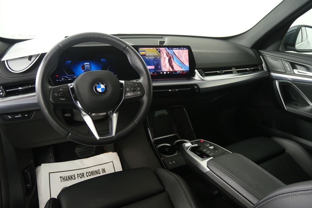 Thumbnail: 2025 BMW X1 - 20