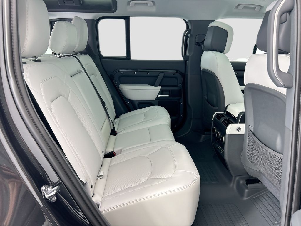Thumbnail: 2026 Land Rover Defender - 21
