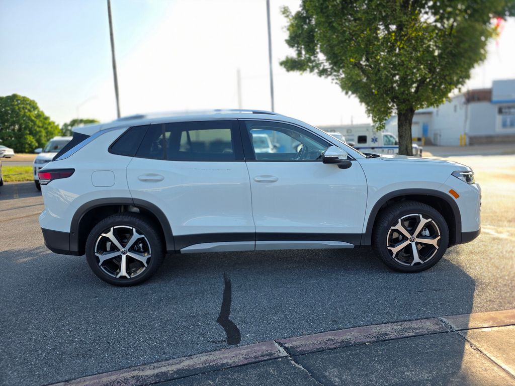 2026 Volkswagen Tiguan 2.0T SE - 3