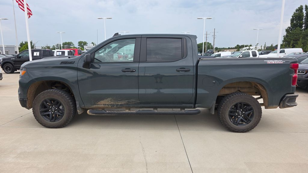 Used 2025 Chevrolet Silverado 1500 Custom Trail Boss with VIN 3GCUKCED1SG286058 for sale in Kansas City