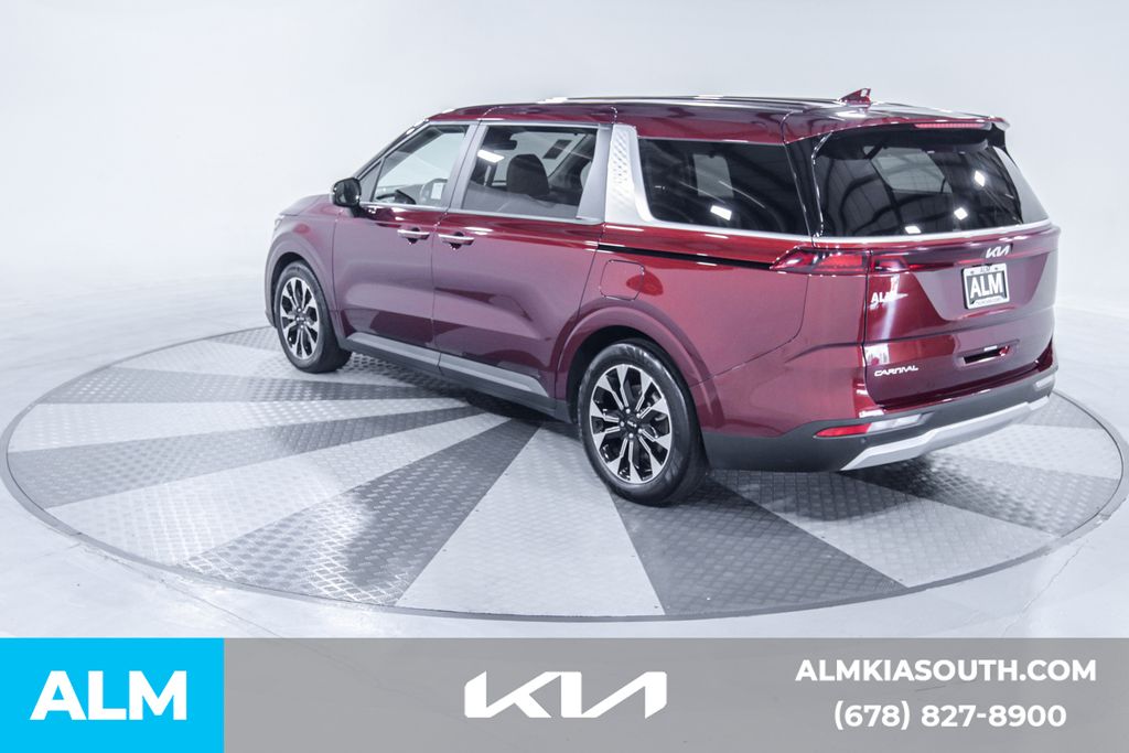 2024 Kia Carnival EX photo 7
