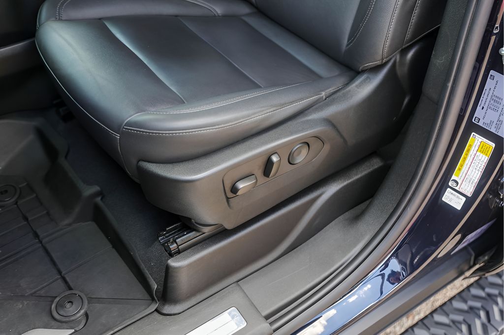 Used Car 2023 Chevrolet Tahoe  Z71 For Sale Under $60,000 In Austin, Texas