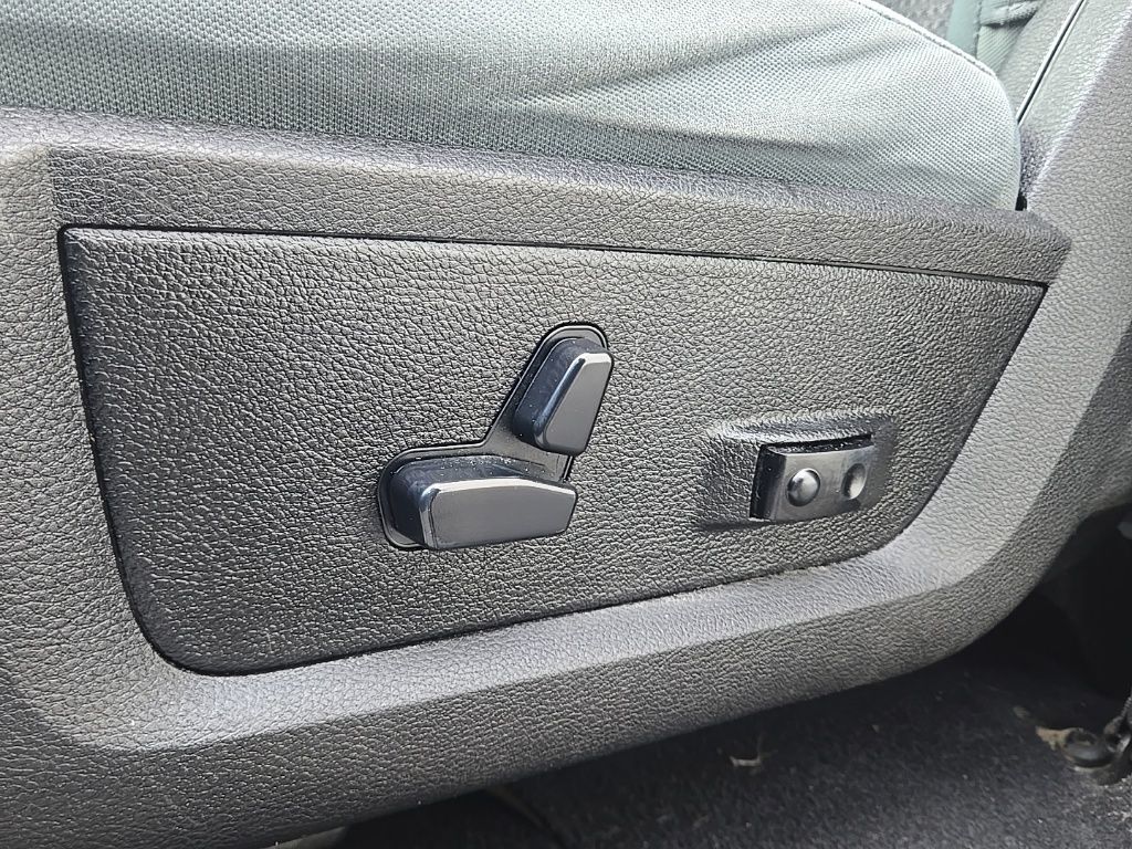 Used 2019 Gray Ram Big Horn image 18