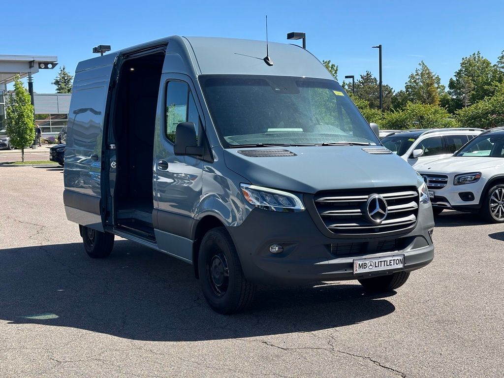 2024 Mercedes-Benz Sprinter 2500 Cargo 144 WB 23