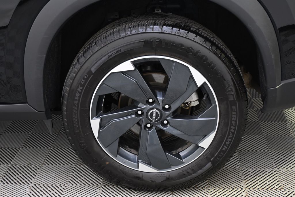 Used 2025 Black Nissan SV image 20