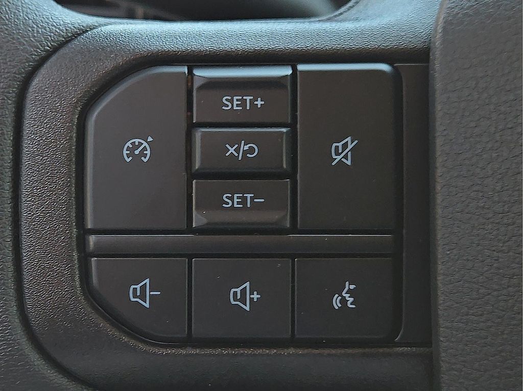2026 Ford F-350 Super Duty XLT - Photo 17