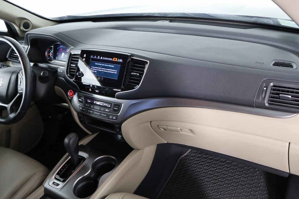 Thumbnail: 2019 Honda Pilot - 9