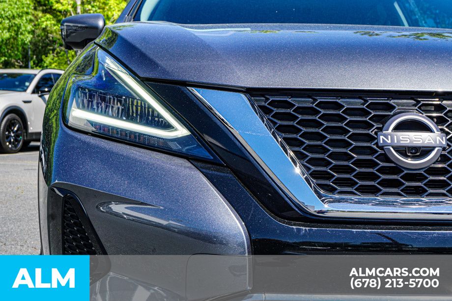 Used 2024 Gray Nissan SV image 12