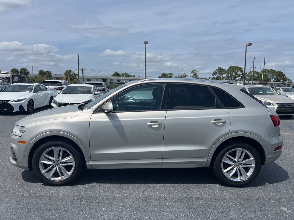 Thumbnail: 2017 Audi Q3 - 2