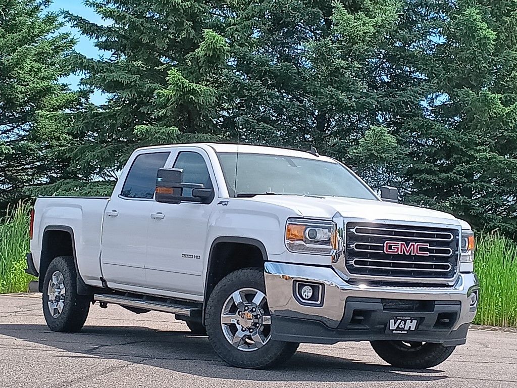 Summit White 2016 GMC Sierra 2500HD Pickup Truck Four-Wheel Drive 6-Speed Automatic