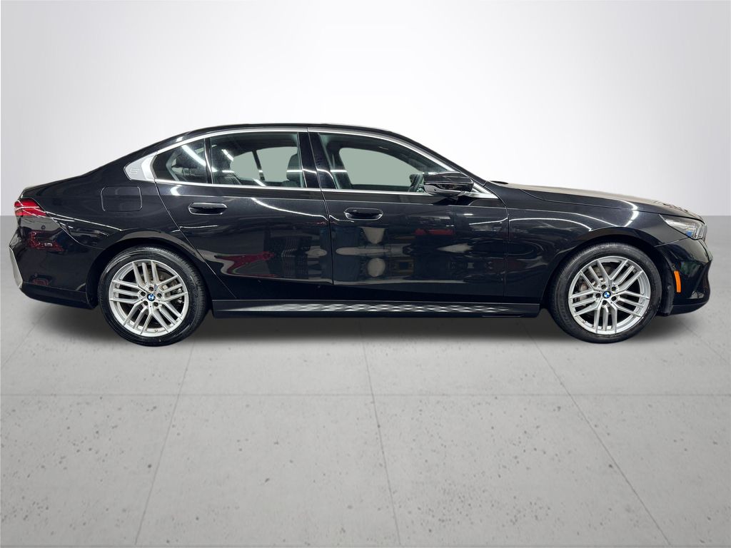 2024 BMW 5 Series 530i xDrive
