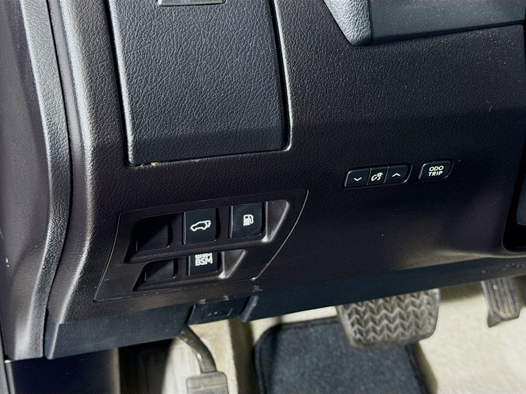 Thumbnail: 2015 Lexus RX - 10