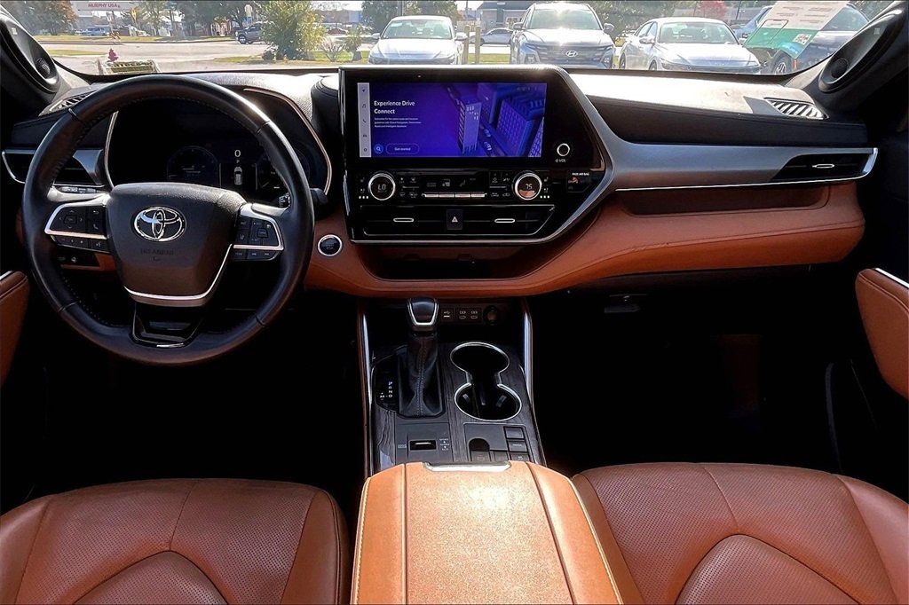 2024 Toyota Highlander