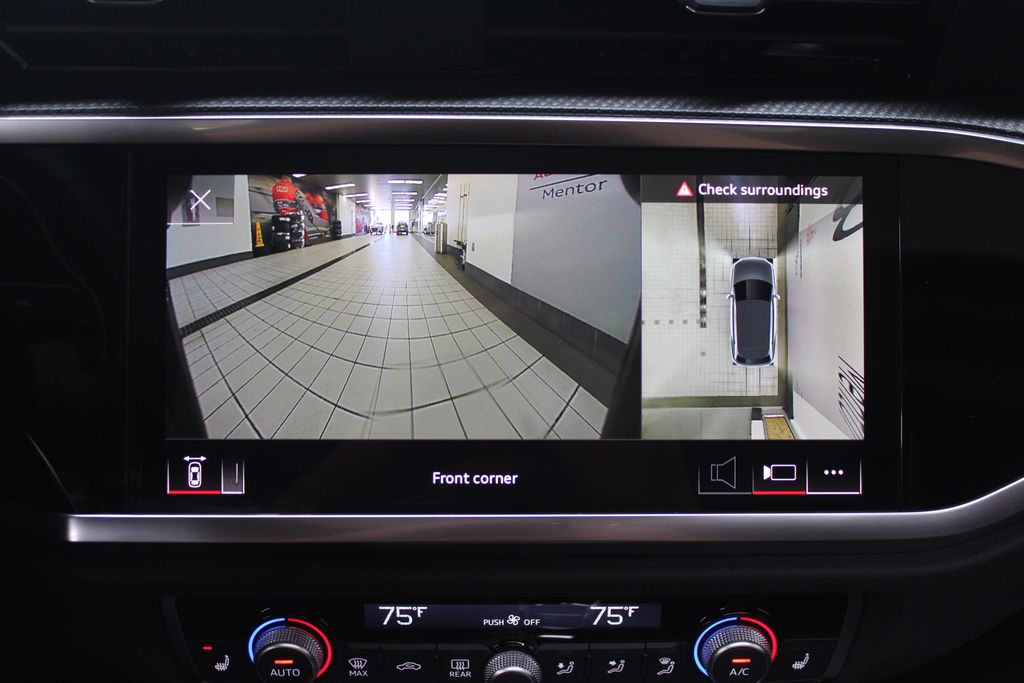 Thumbnail: 2025 Audi Q3 - 22