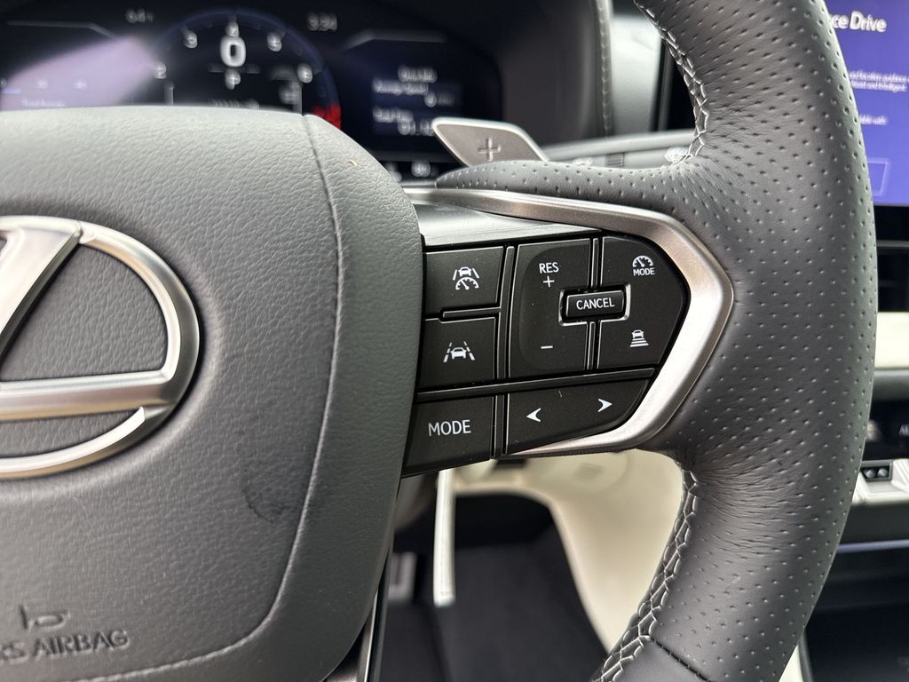 Thumbnail: 2026 Lexus IS - 27