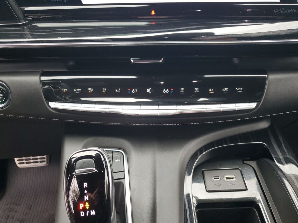 Used Car 2023 Cadillac Escalade  V-series For Sale Under $120,000 In Austin, Texas