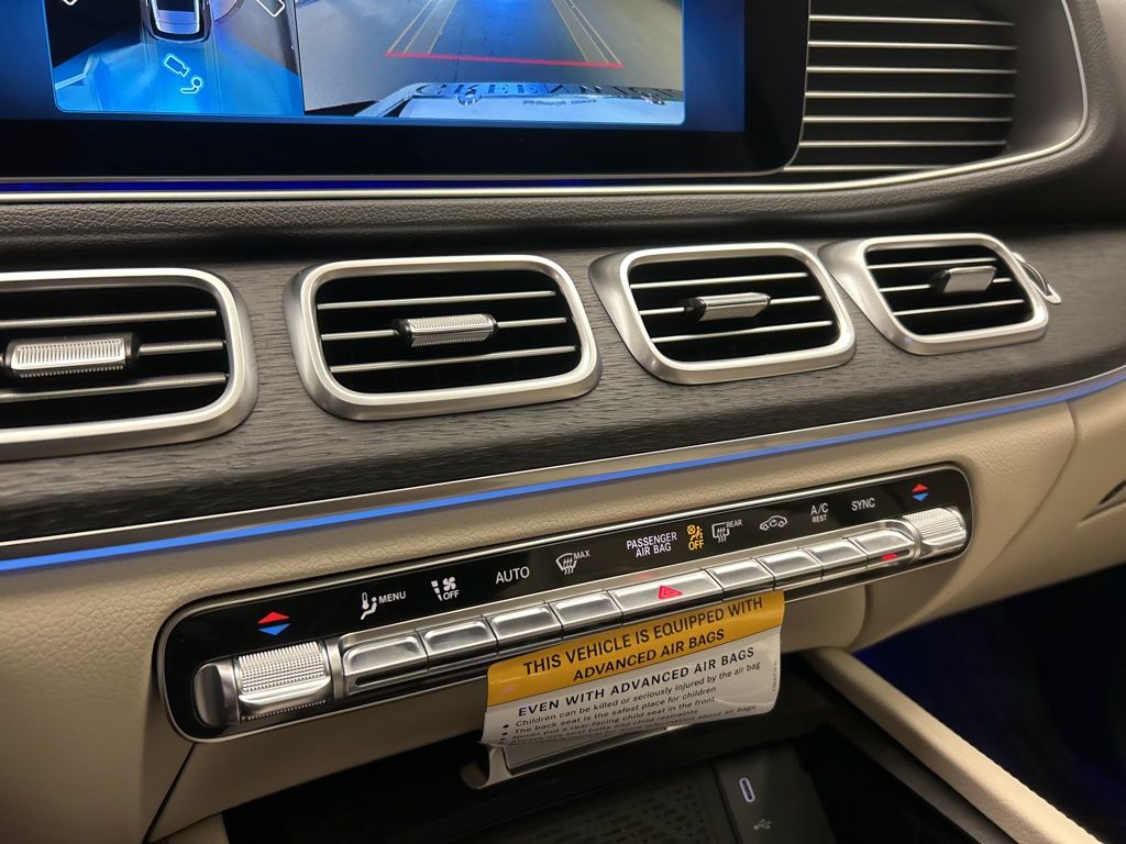 Thumbnail: 2026 Mercedes-Benz GLE - 19