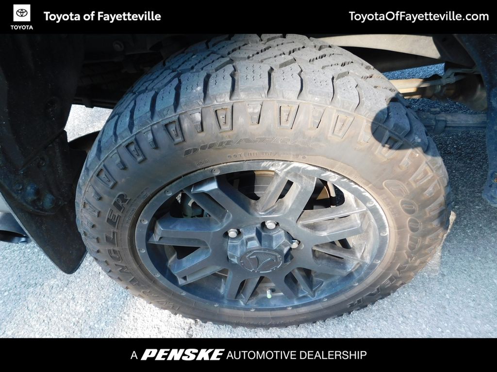 Thumbnail: 2021 Toyota Tundra - 7