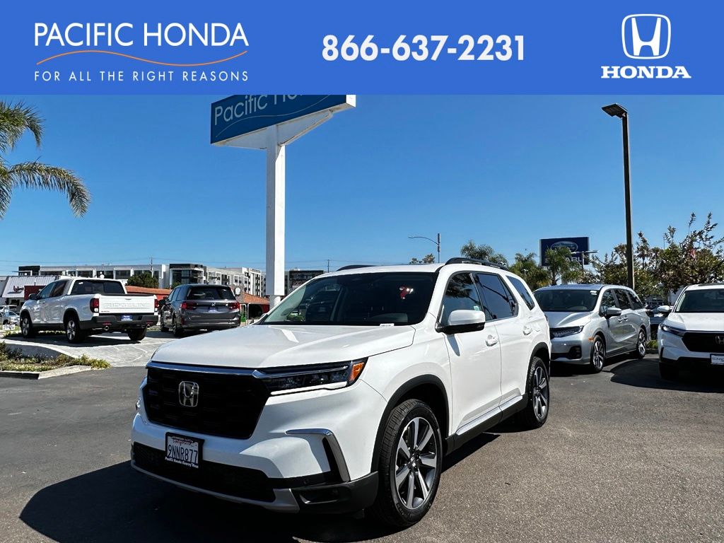 Platinum White Pearl 2025 Honda Pilot SUV / Crossover Front-Wheel Drive Automatic