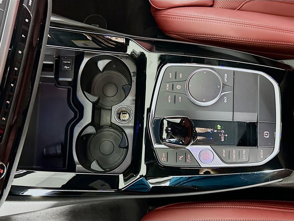 Thumbnail: 2022 BMW X3 - 17