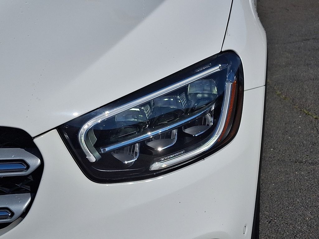 Thumbnail: 2022 Mercedes-Benz GLC - 9