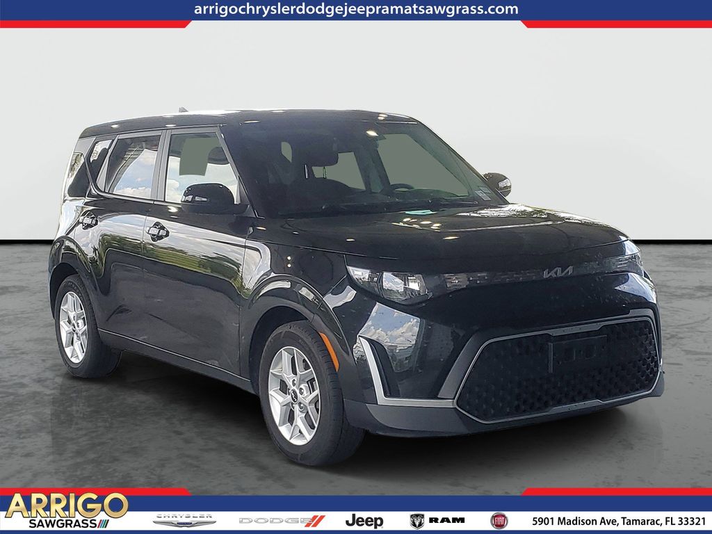 2024 Kia Soul LX