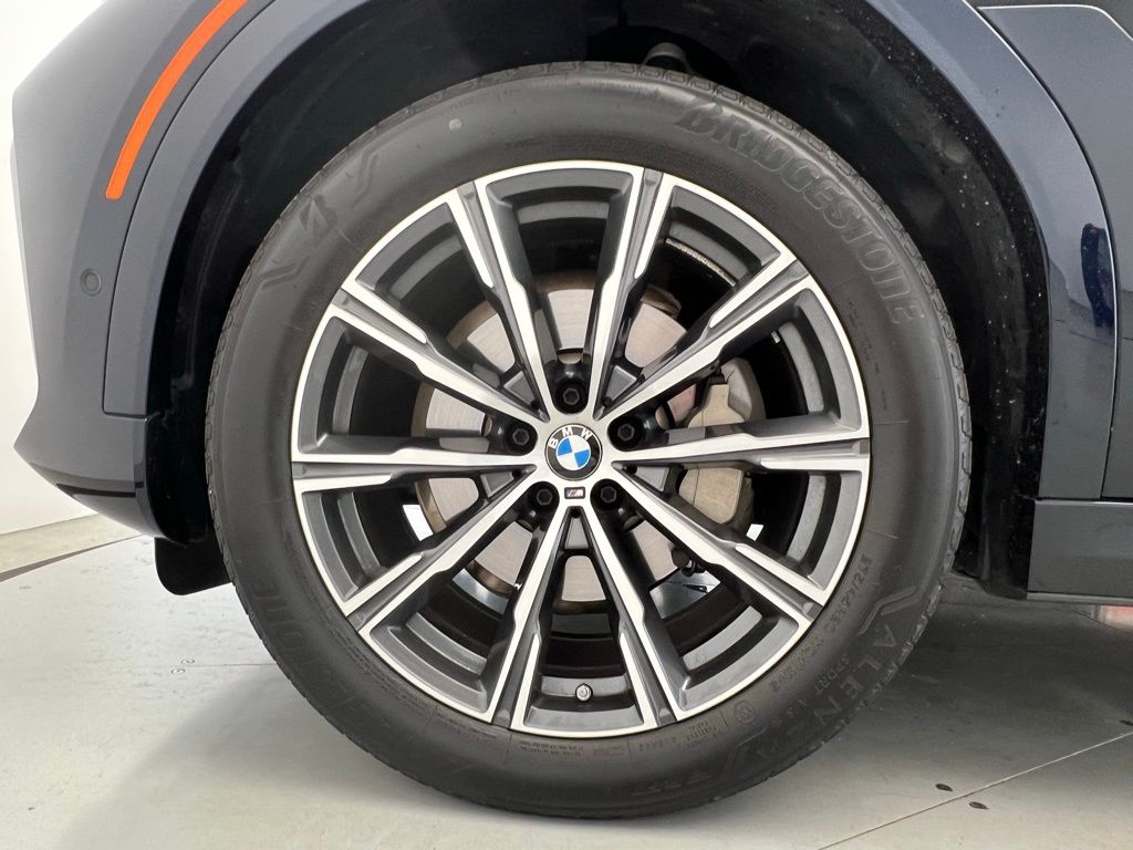 Thumbnail: 2023 BMW X6 - 24