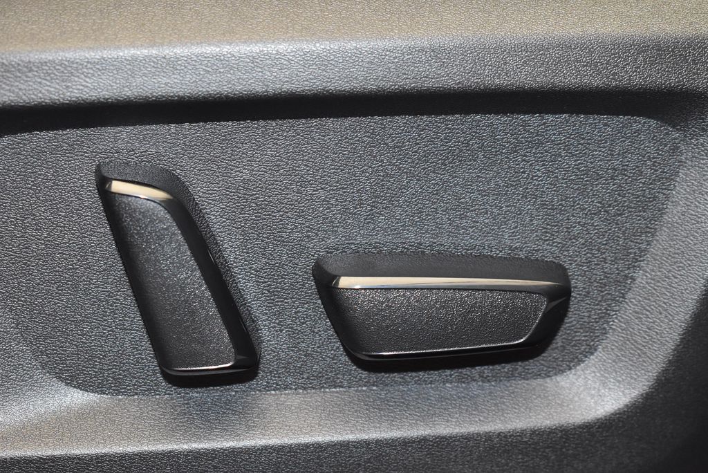 Thumbnail: 2025 Nissan Rogue - 26