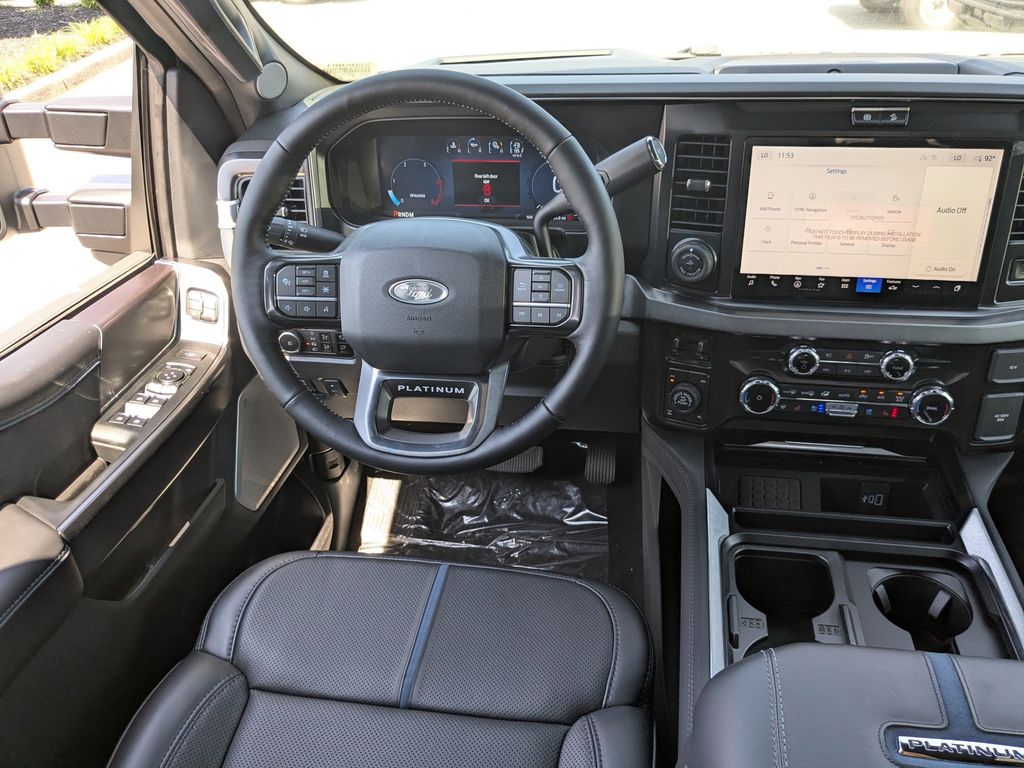 2026 Ford Super Duty F-350 SRW Platinum