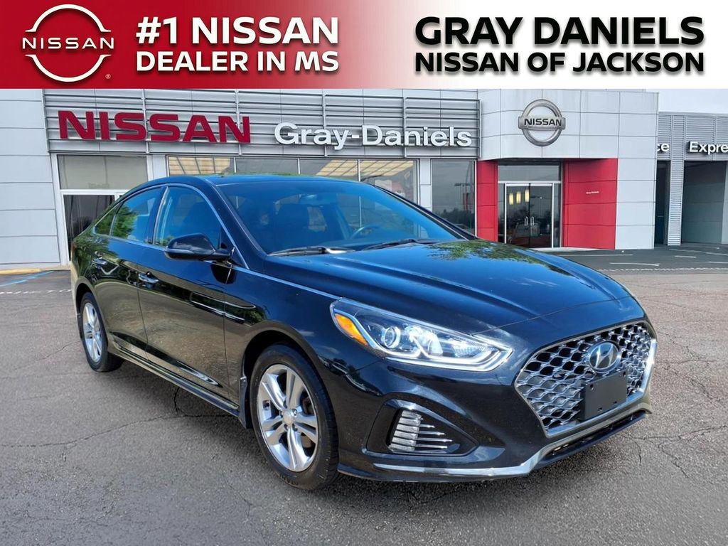 2019 Hyundai Sonata Sport's photo