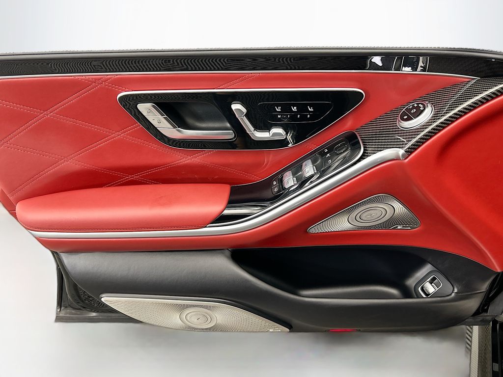 Thumbnail: 2025 Mercedes-Benz S-Class - 23
