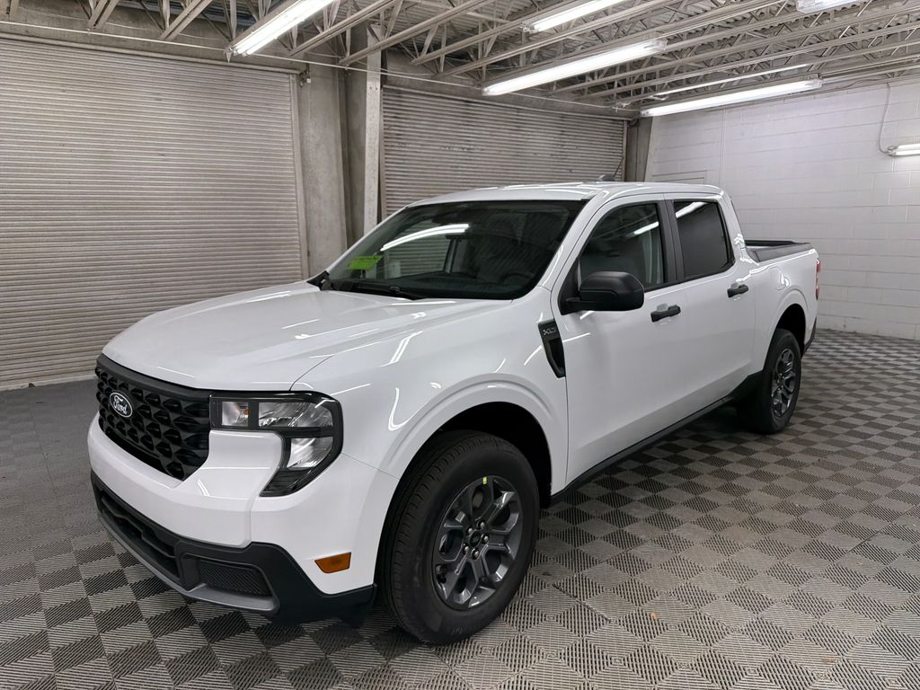 New 2026 White Ford XLT image 13